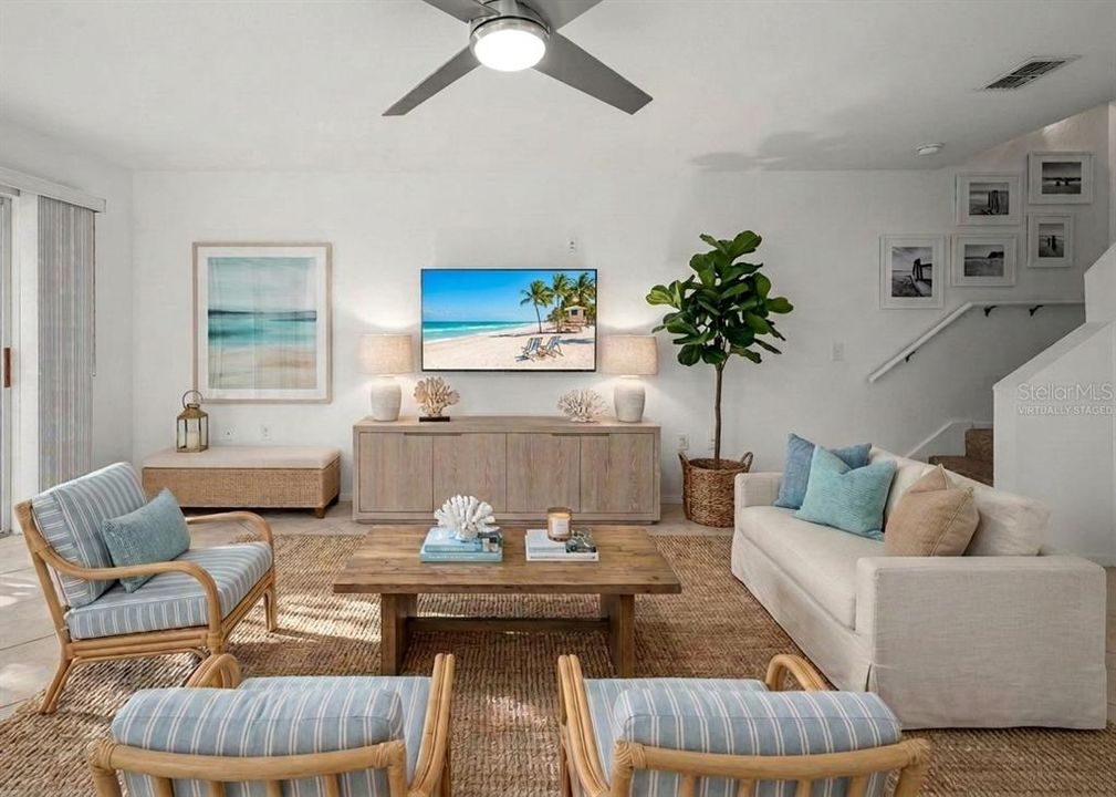 For Sale: $299,950 (2 beds, 2 baths, 1224 Square Feet)
