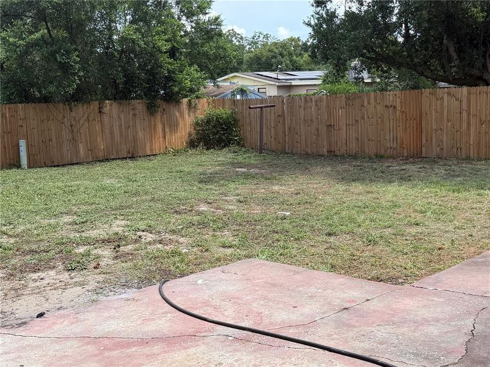 For Rent: $1,900 (3 beds, 2 baths, 1388 Square Feet)