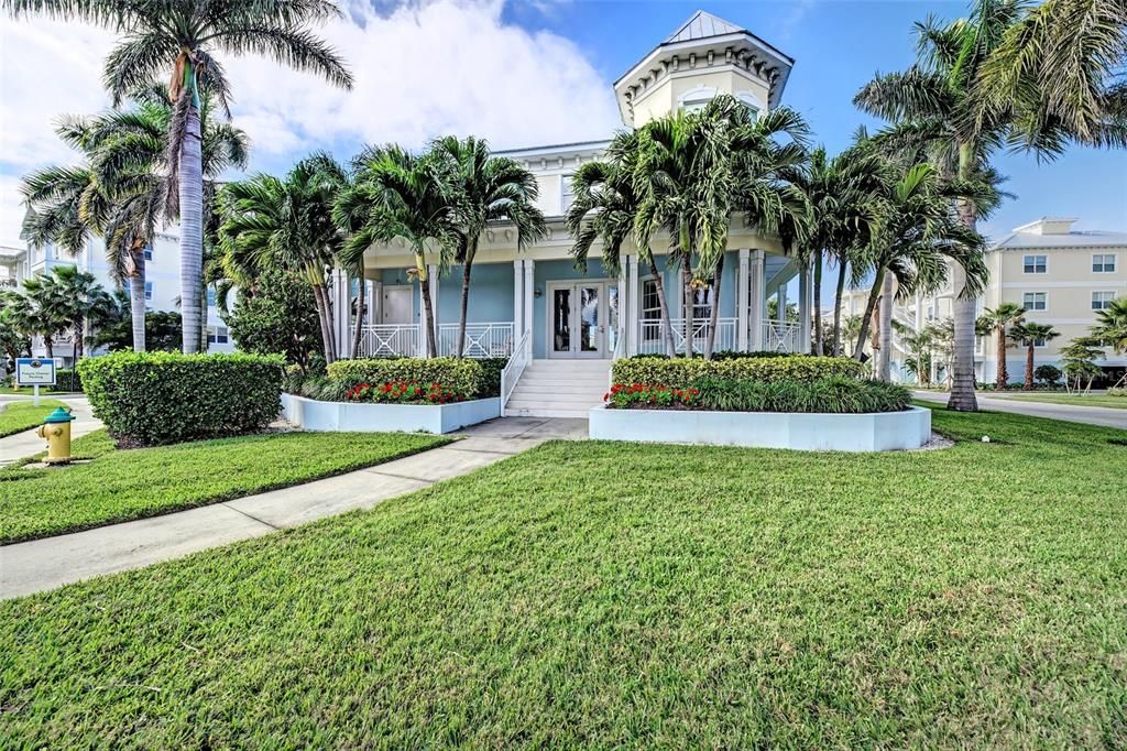For Rent: $3,100 (3 beds, 2 baths, 1857 Square Feet)