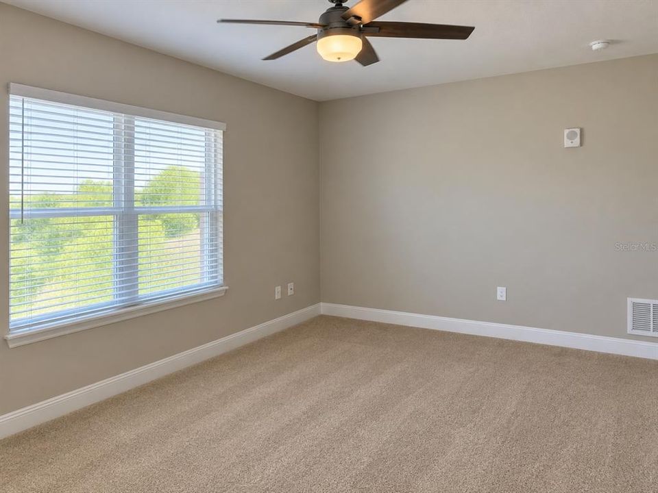 For Rent: $3,100 (3 beds, 2 baths, 1857 Square Feet)
