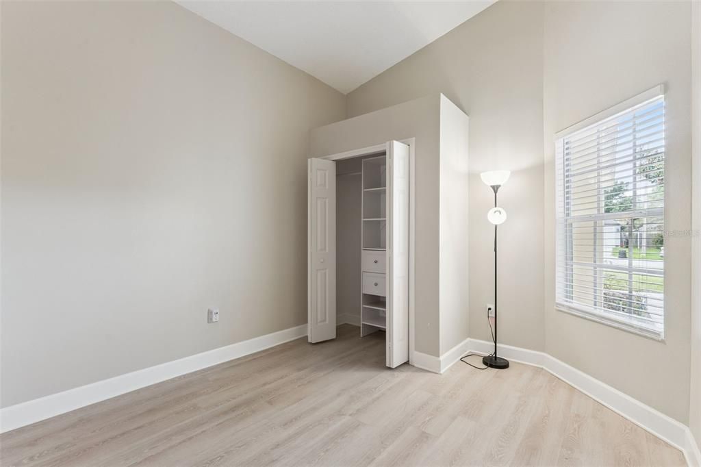 For Sale: $379,900 (3 beds, 2 baths, 1253 Square Feet)