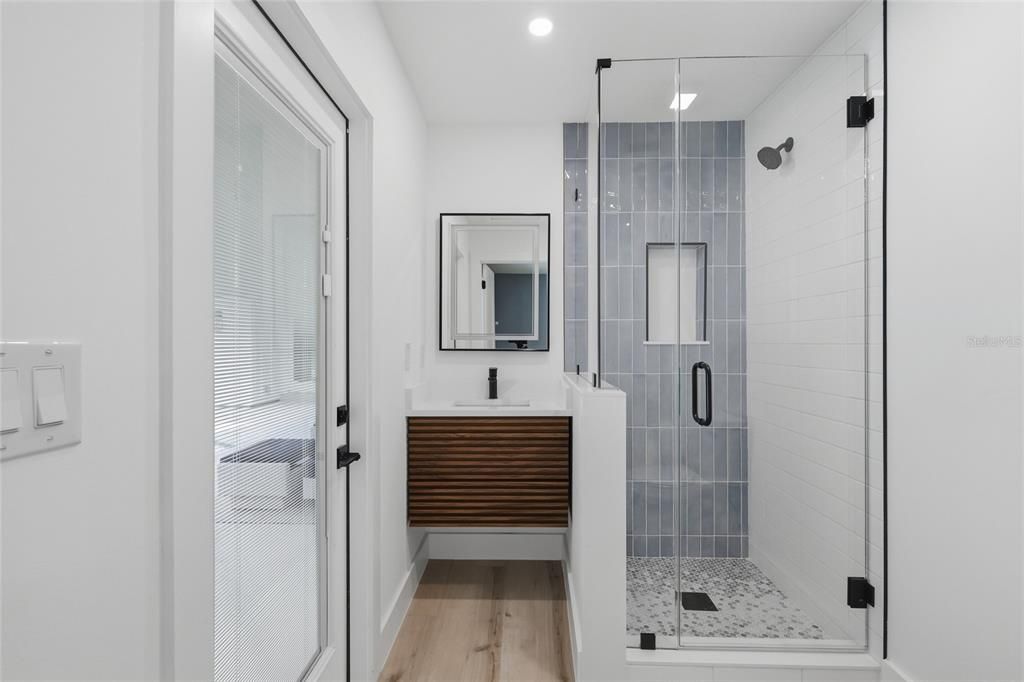 For Sale: $1,325,000 (5 beds, 3 baths, 2879 Square Feet)