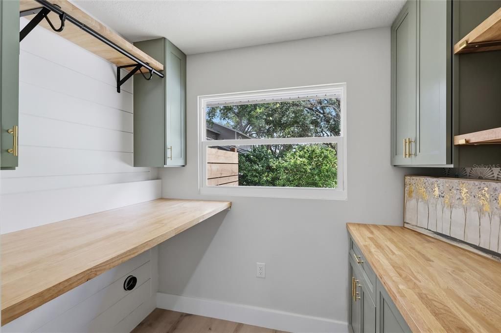 For Sale: $1,325,000 (5 beds, 3 baths, 2879 Square Feet)