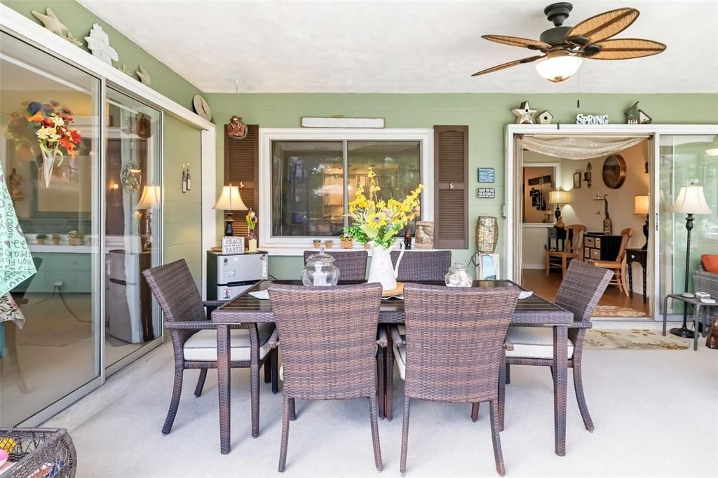 For Sale: $650,000 (3 beds, 3 baths, 1953 Square Feet)