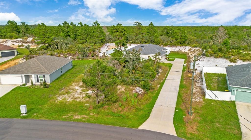 На продажу: $53,000 (0.21 acres)