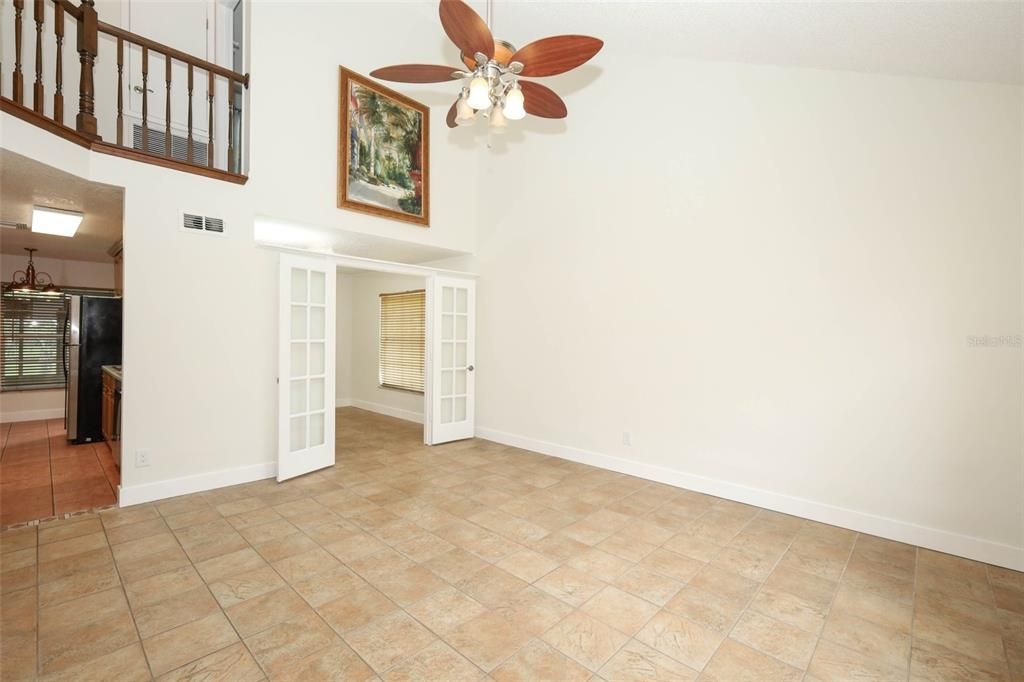 En Venta: $519,000 (3 camas, 3 baños, 1762 Pies cuadrados)