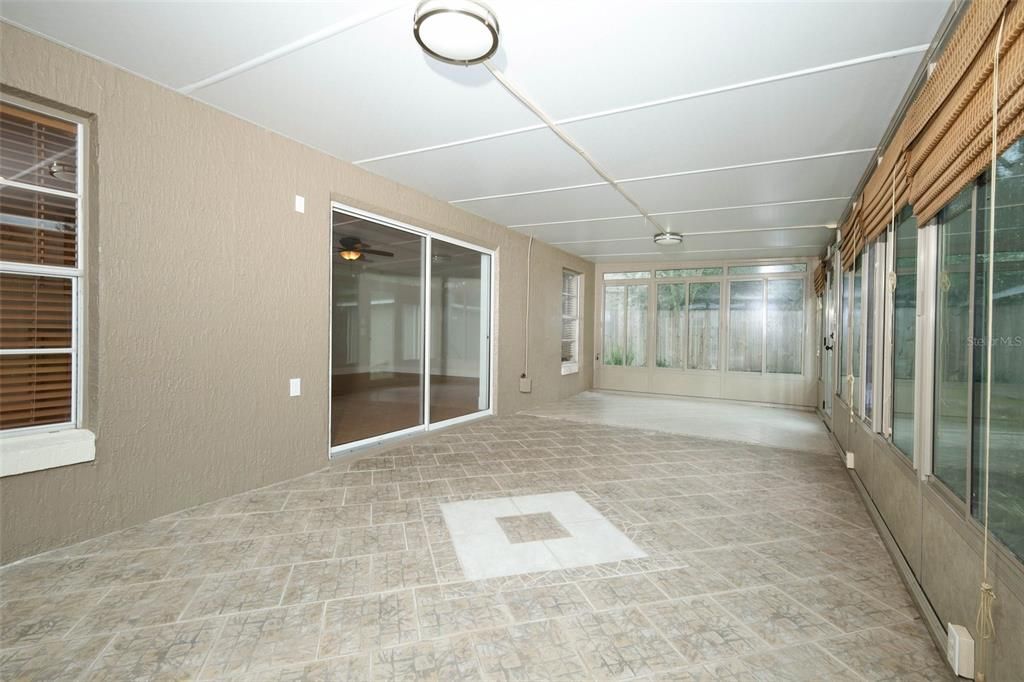 En Venta: $519,000 (3 camas, 3 baños, 1762 Pies cuadrados)