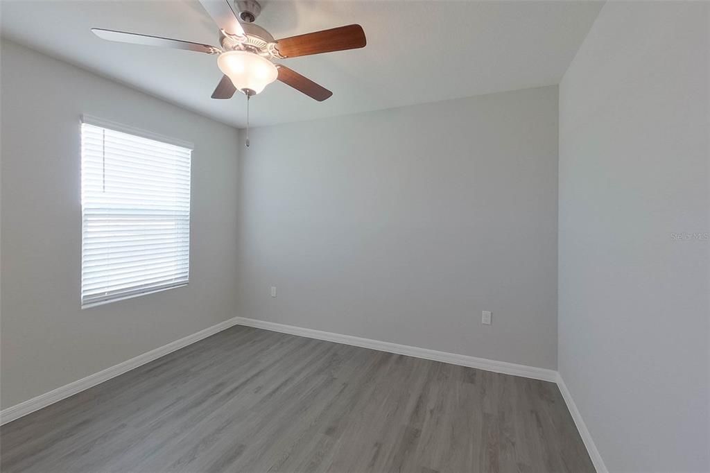 For Rent: $2,445 (5 beds, 3 baths, 2370 Square Feet)