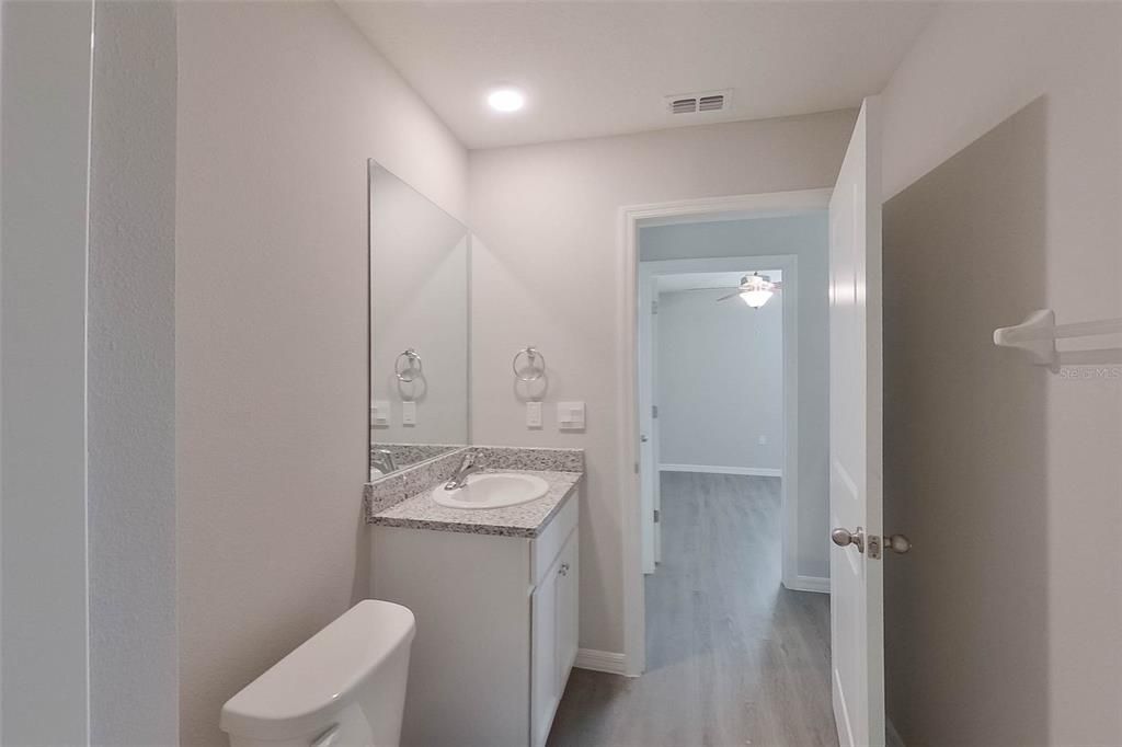 For Rent: $2,445 (5 beds, 3 baths, 2370 Square Feet)