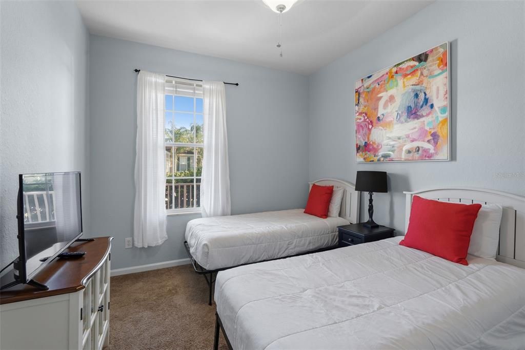 For Sale: $410,000 (4 beds, 4 baths, 2182 Square Feet)