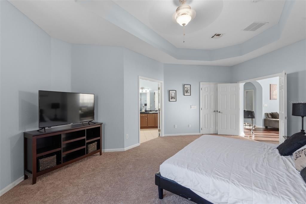 For Sale: $410,000 (4 beds, 4 baths, 2182 Square Feet)