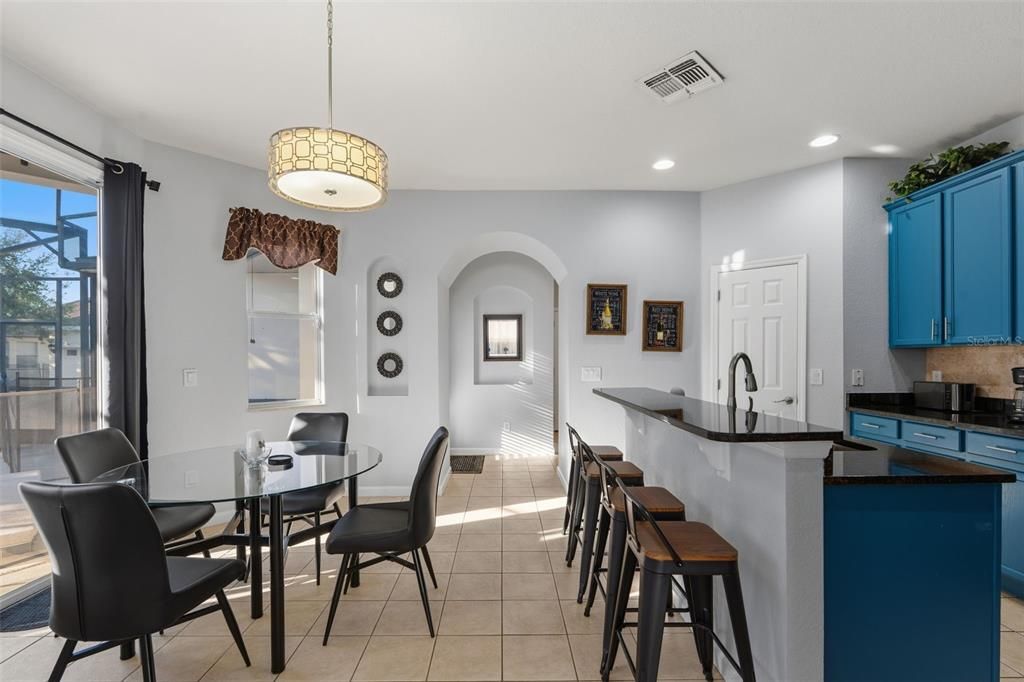 For Sale: $410,000 (4 beds, 4 baths, 2182 Square Feet)