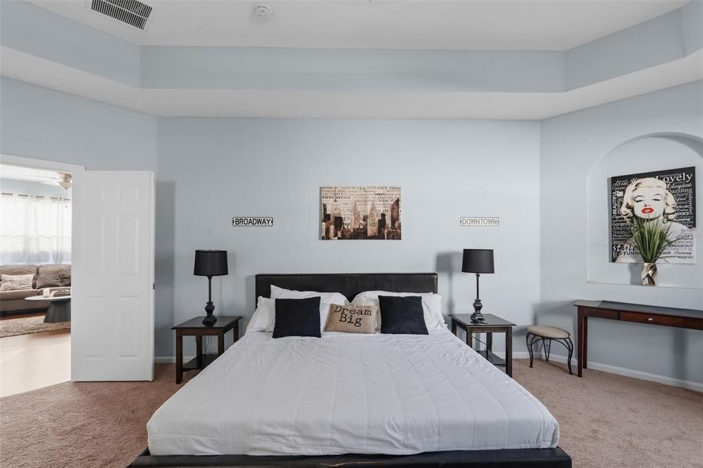 For Sale: $410,000 (4 beds, 4 baths, 2182 Square Feet)