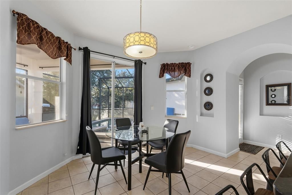 For Sale: $410,000 (4 beds, 4 baths, 2182 Square Feet)