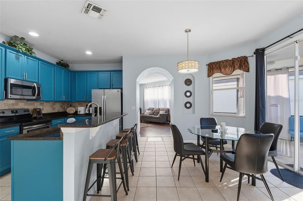 For Sale: $410,000 (4 beds, 4 baths, 2182 Square Feet)