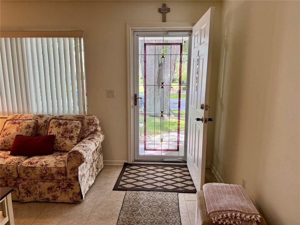 For Sale: $144,900 (2 beds, 2 baths, 1427 Square Feet)