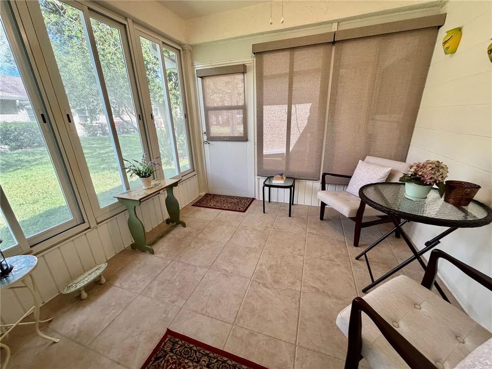 For Sale: $144,900 (2 beds, 2 baths, 1427 Square Feet)