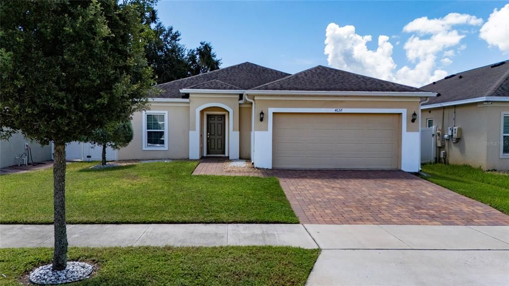 En Venta: $349,990 (4 camas, 2 baños, 1699 Pies cuadrados)