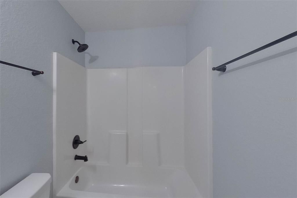 For Rent: $1,895 (3 beds, 2 baths, 1311 Square Feet)