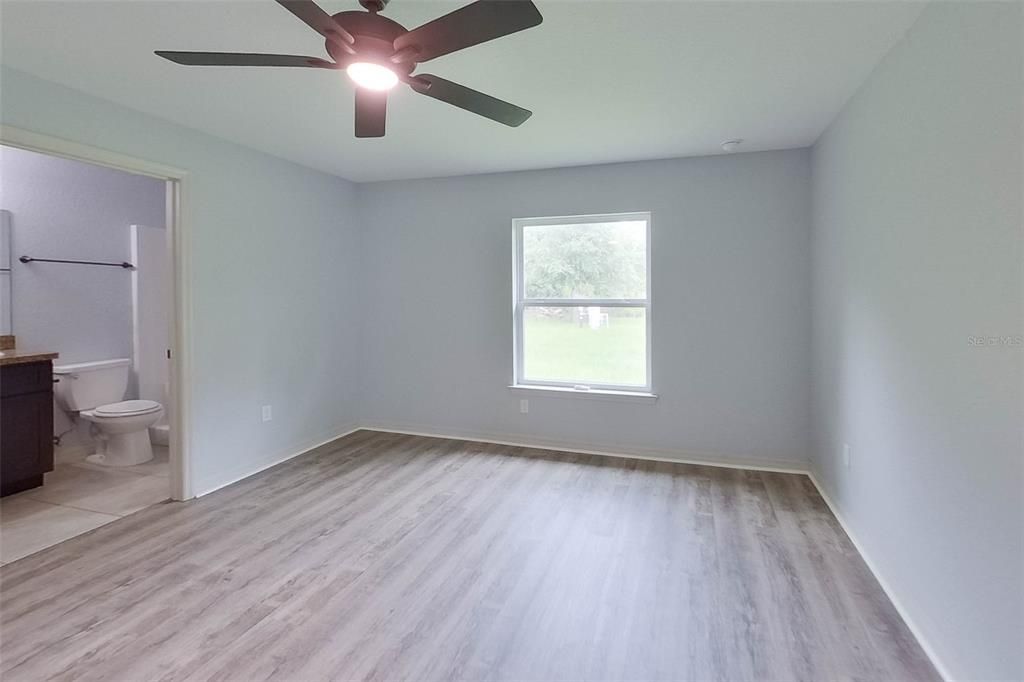 For Rent: $1,895 (3 beds, 2 baths, 1311 Square Feet)