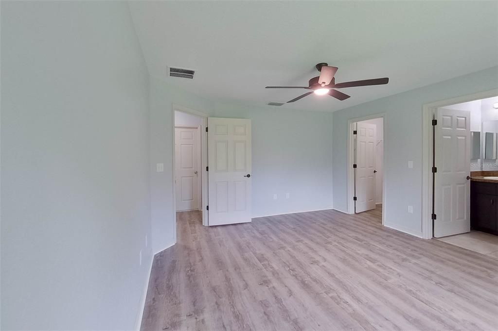 For Rent: $1,895 (3 beds, 2 baths, 1311 Square Feet)