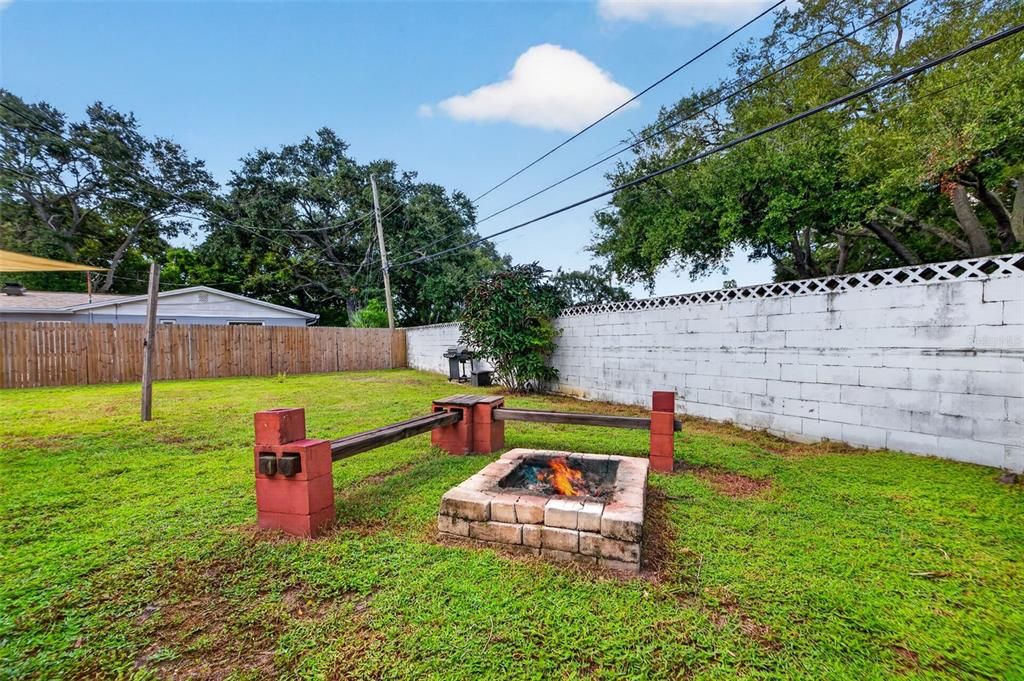 En Venta: $429,900 (4 camas, 1 baños, 1550 Pies cuadrados)