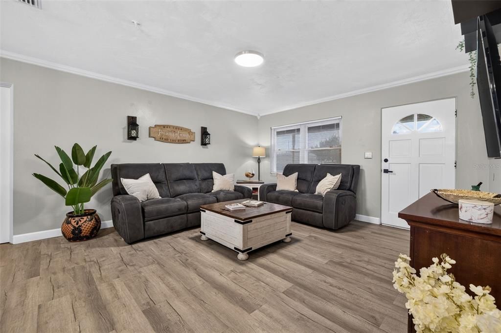 En Venta: $429,900 (4 camas, 1 baños, 1550 Pies cuadrados)