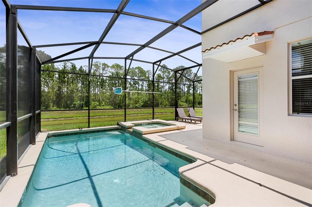 En Venta: $494,900 (5 camas, 5 baños, 3015 Pies cuadrados)