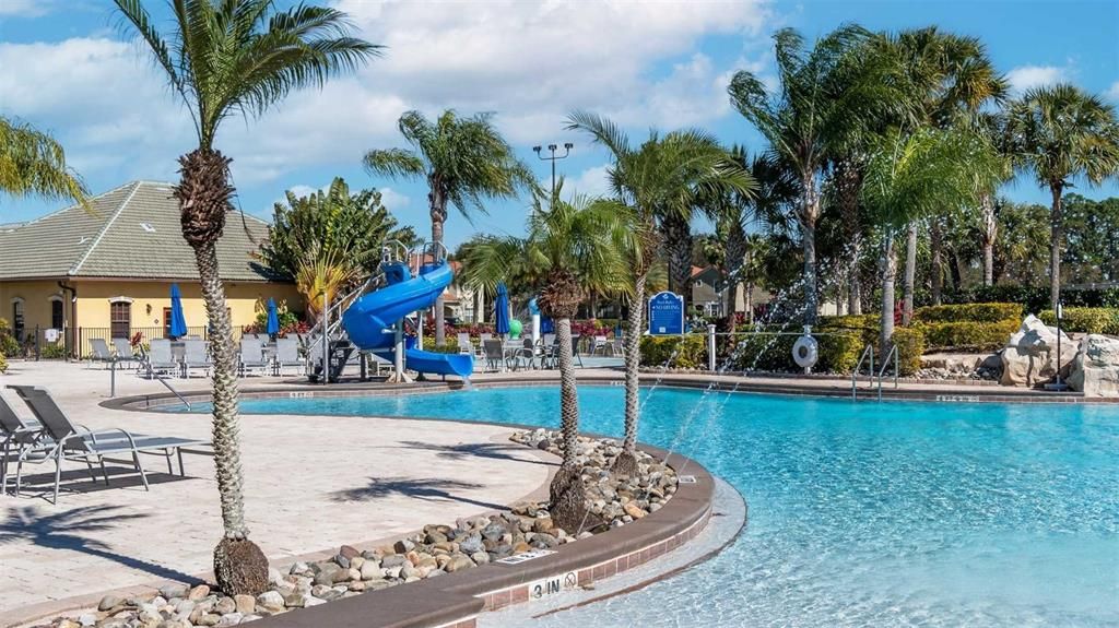 En Venta: $494,900 (5 camas, 5 baños, 3015 Pies cuadrados)