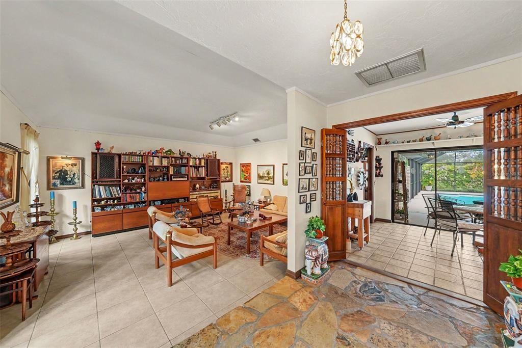 На продажу: $495,000 (3 спален, 2 ванн, 2275 Квадратных фут)