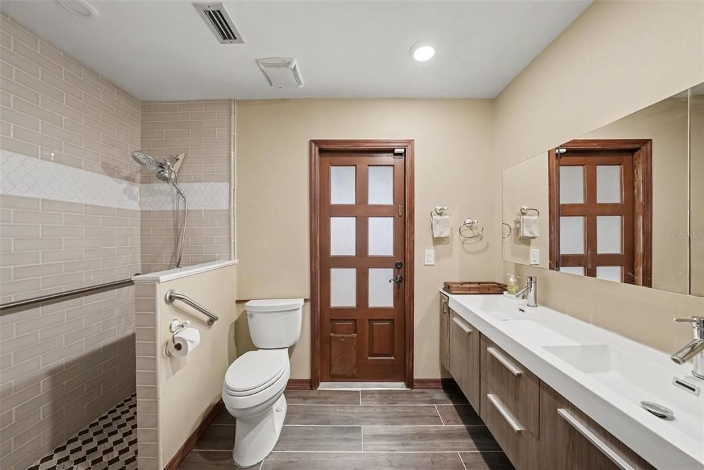 На продажу: $495,000 (3 спален, 2 ванн, 2275 Квадратных фут)
