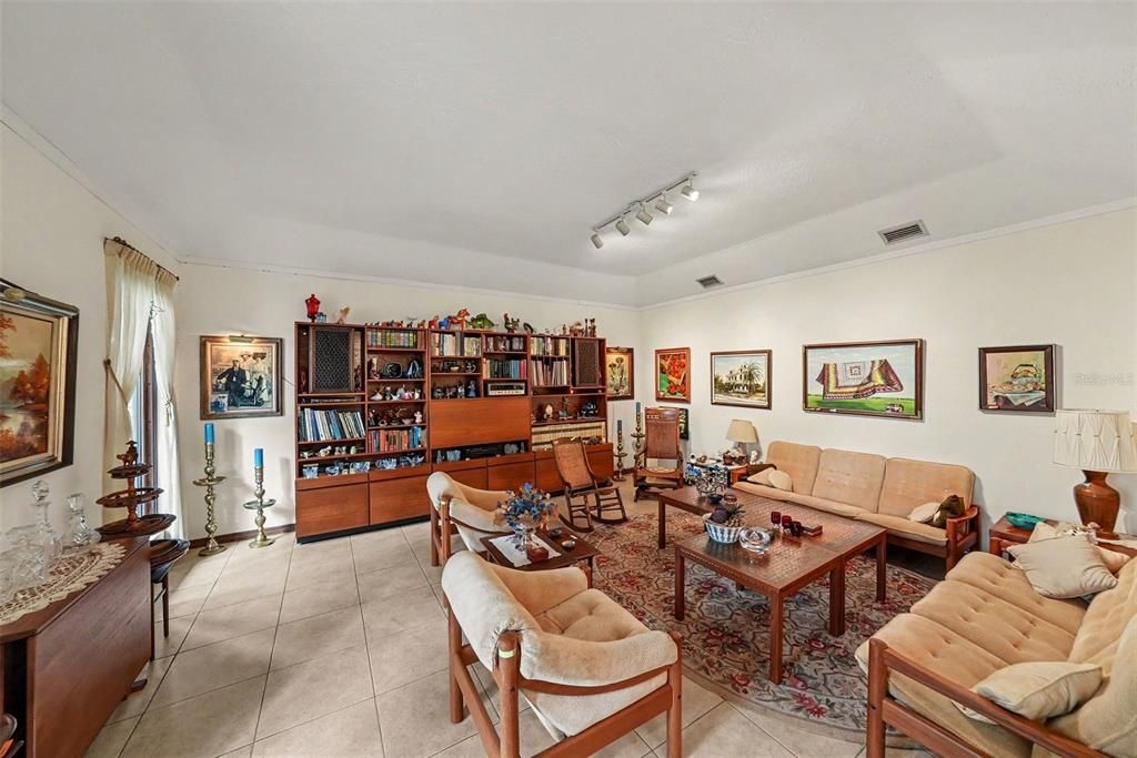На продажу: $495,000 (3 спален, 2 ванн, 2275 Квадратных фут)