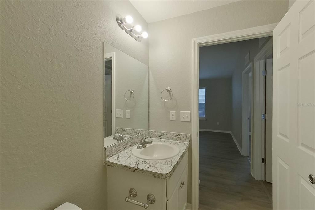 For Rent: $1,645 (3 beds, 2 baths, 1003 Square Feet)