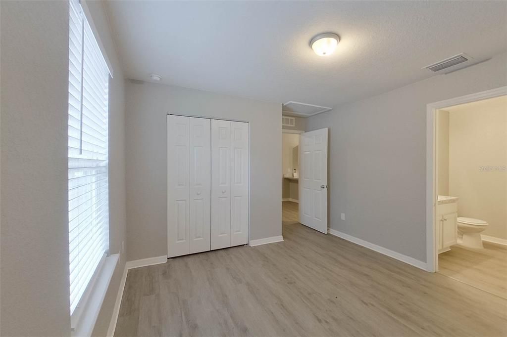 For Rent: $1,645 (3 beds, 2 baths, 1003 Square Feet)