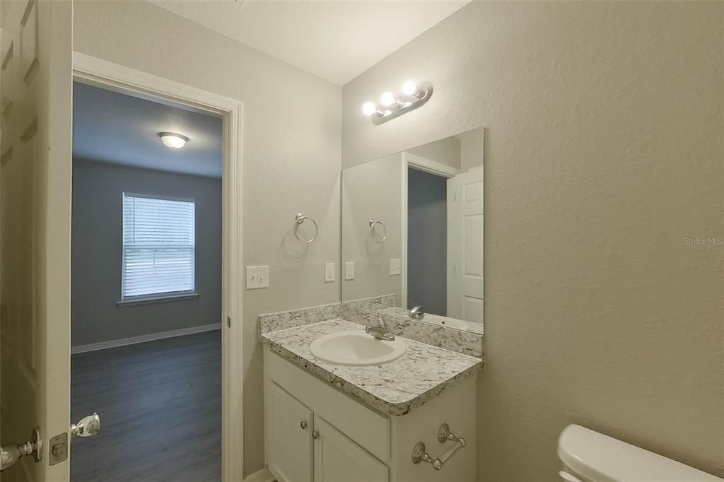 For Rent: $1,645 (3 beds, 2 baths, 1003 Square Feet)