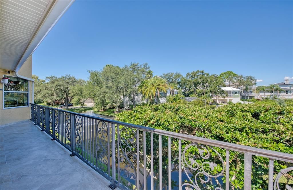 For Sale: $1,500,000 (4 beds, 3 baths, 3282 Square Feet)