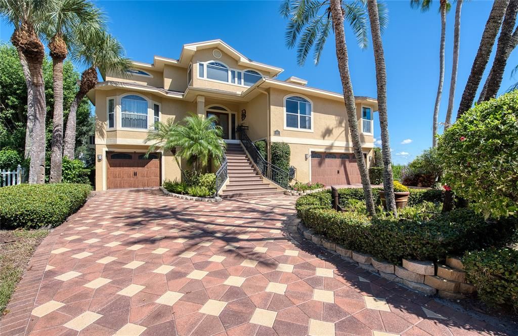 For Sale: $1,500,000 (4 beds, 3 baths, 3282 Square Feet)