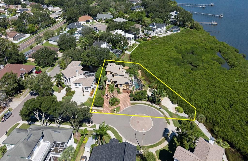 For Sale: $1,500,000 (4 beds, 3 baths, 3282 Square Feet)