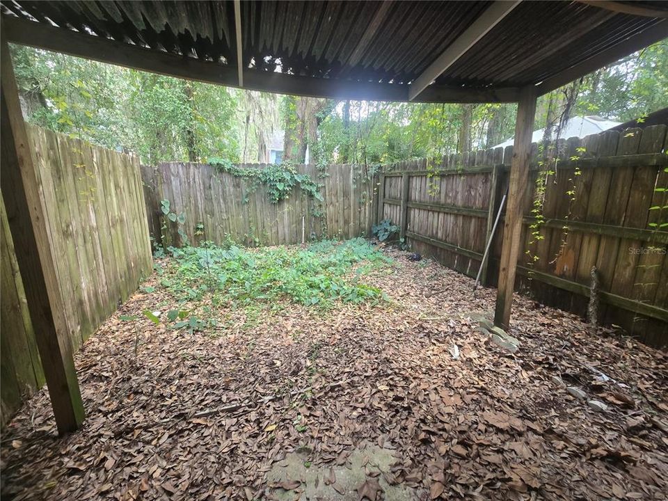 For Rent: $1,075 (2 beds, 1 baths, 1000 Square Feet)