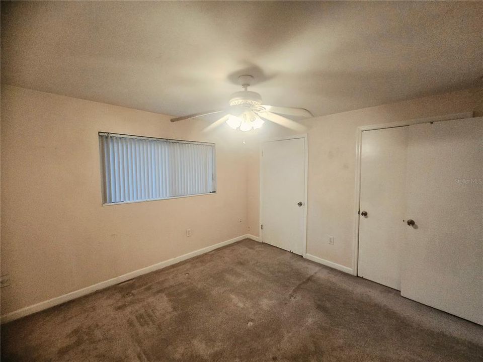 For Rent: $1,075 (2 beds, 1 baths, 1000 Square Feet)