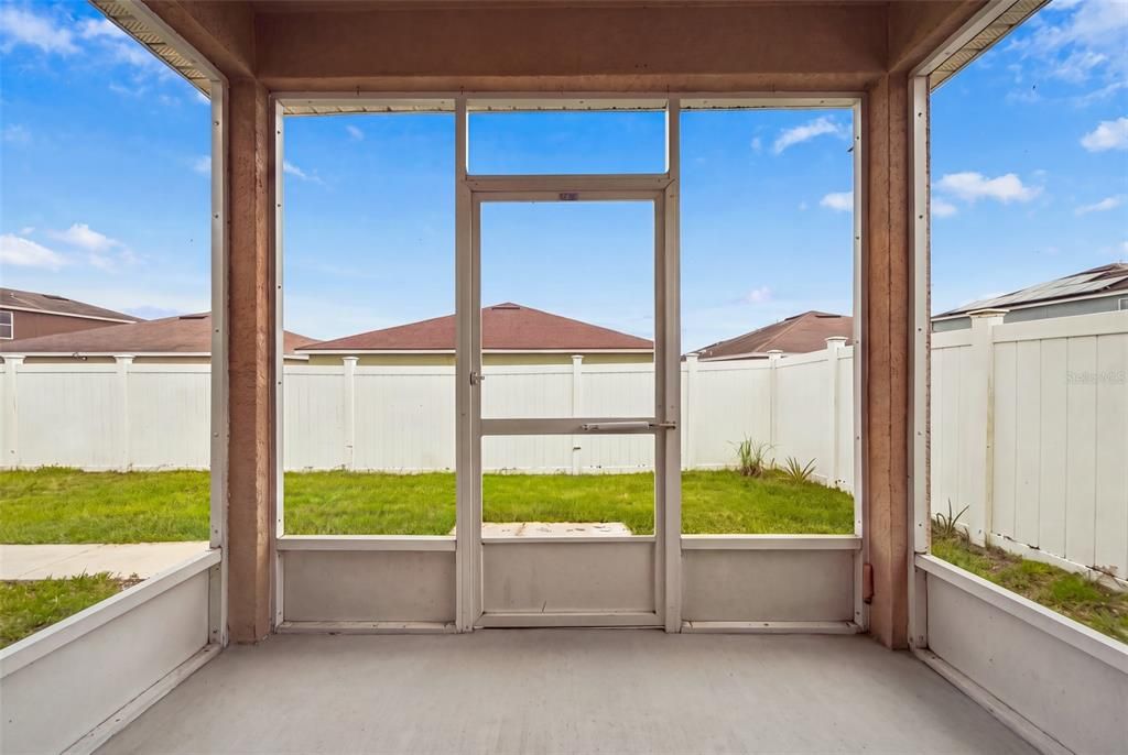 For Sale: $280,000 (4 beds, 2 baths, 1793 Square Feet)