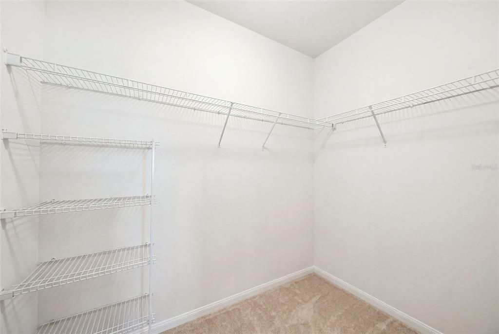 For Sale: $280,000 (4 beds, 2 baths, 1793 Square Feet)