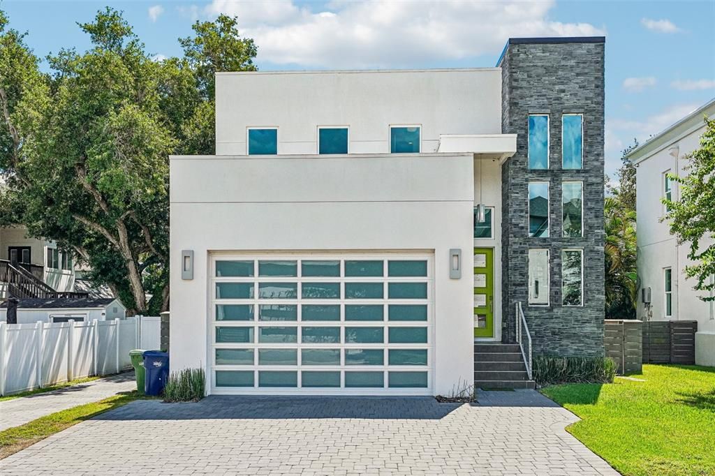 For Sale: $1,499,000 (4 beds, 3 baths, 3099 Square Feet)