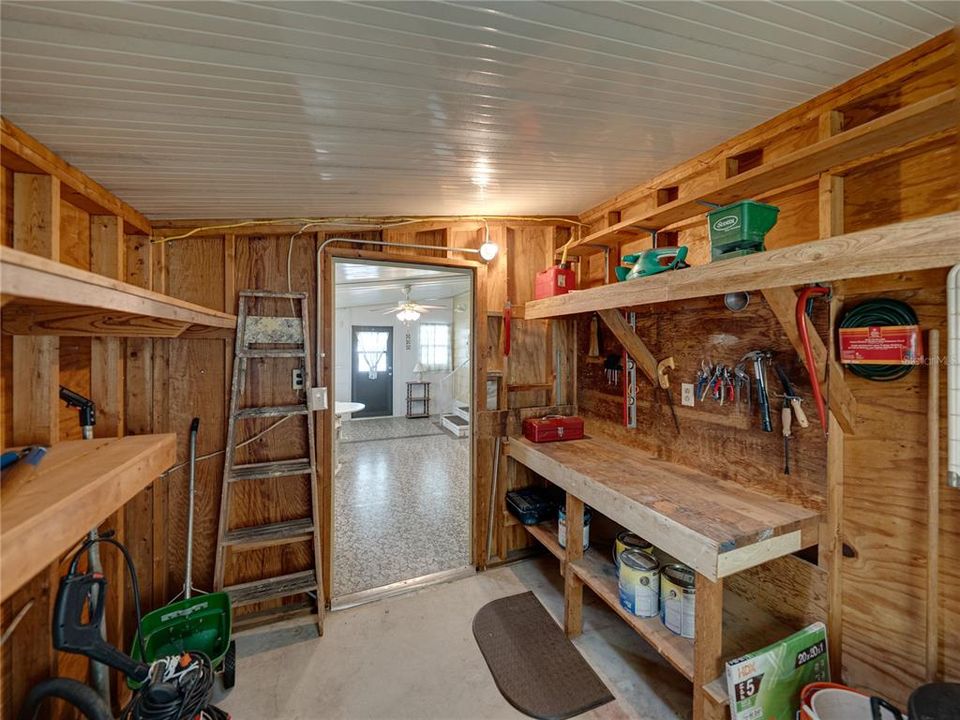 For Sale: $168,000 (2 beds, 2 baths, 1296 Square Feet)