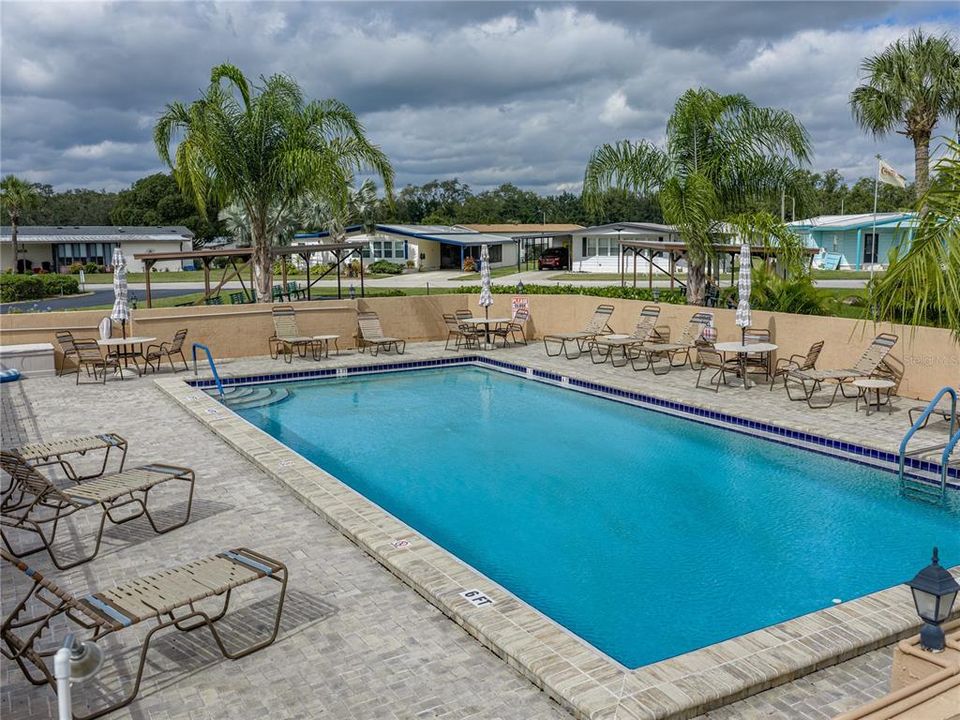For Sale: $168,000 (2 beds, 2 baths, 1296 Square Feet)