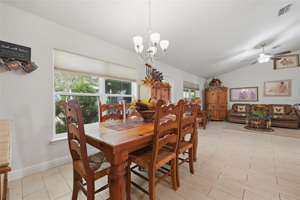 For Sale: $329,000 (4 beds, 2 baths, 1762 Square Feet)