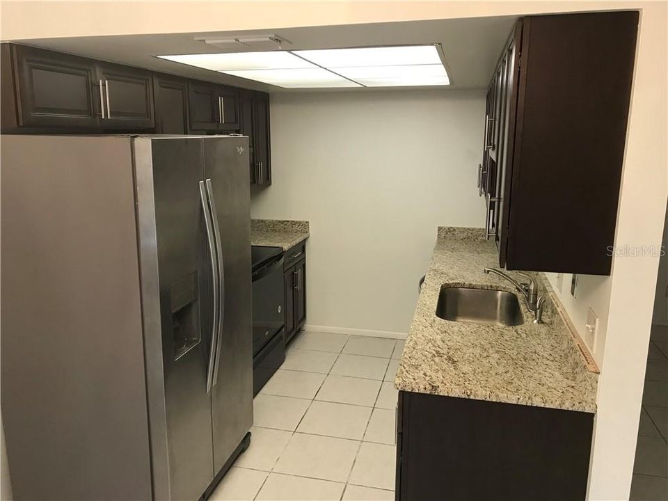 В аренду: $1,640 (3 спален, 2 ванн, 1132 Квадратных фут)
