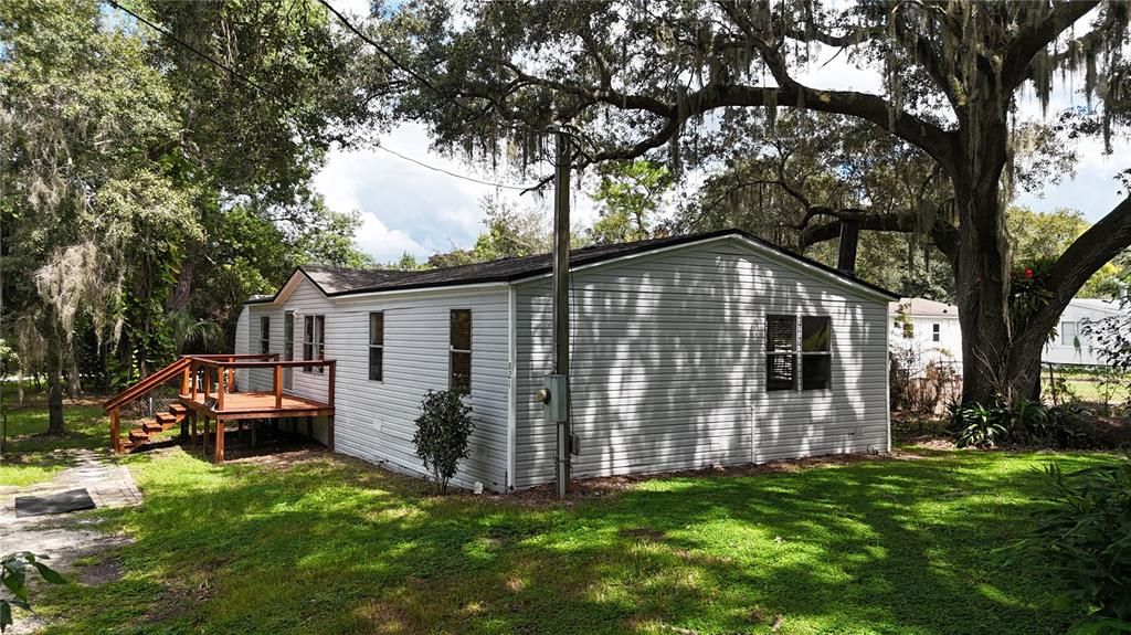 For Sale: $239,990 (3 beds, 2 baths, 1404 Square Feet)