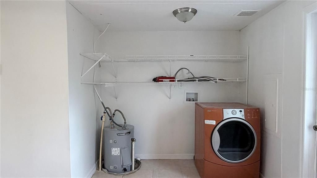 For Sale: $239,990 (3 beds, 2 baths, 1404 Square Feet)