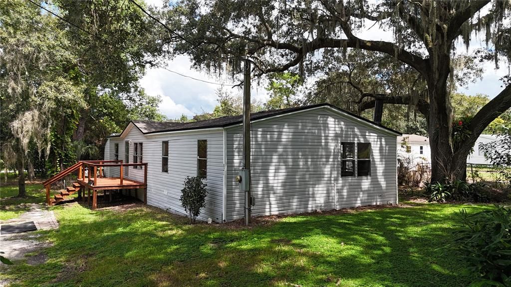 For Sale: $239,990 (3 beds, 2 baths, 1404 Square Feet)